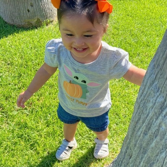 Baby Yoda Cutest Pumpkin t-shirt - Picture 3 of 6